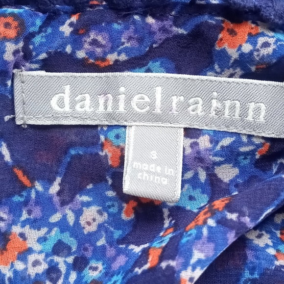 Daniel Rainn Blue Floral Boho Tank Top Sleeveless Blouse Crochet Lace Trim - Picture 6 of 7